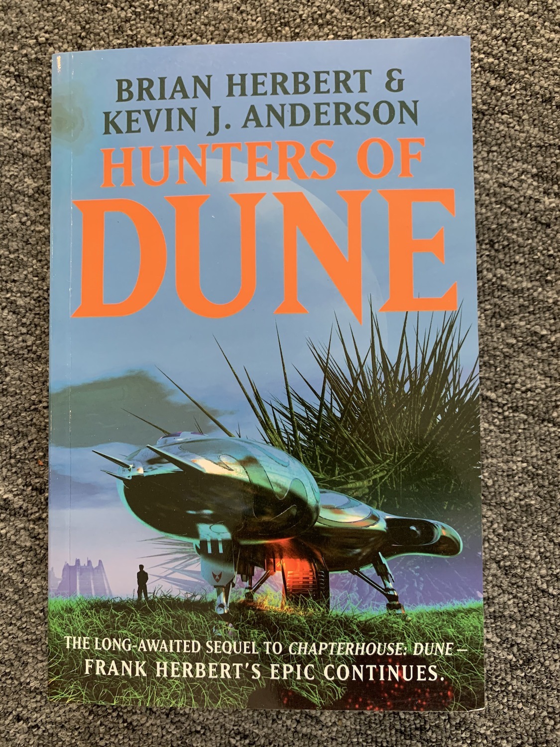 Hunters of Dune (British edition)